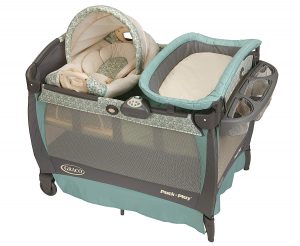 Graco Pack 'n Play Playard with Cuddle Cove Rocking